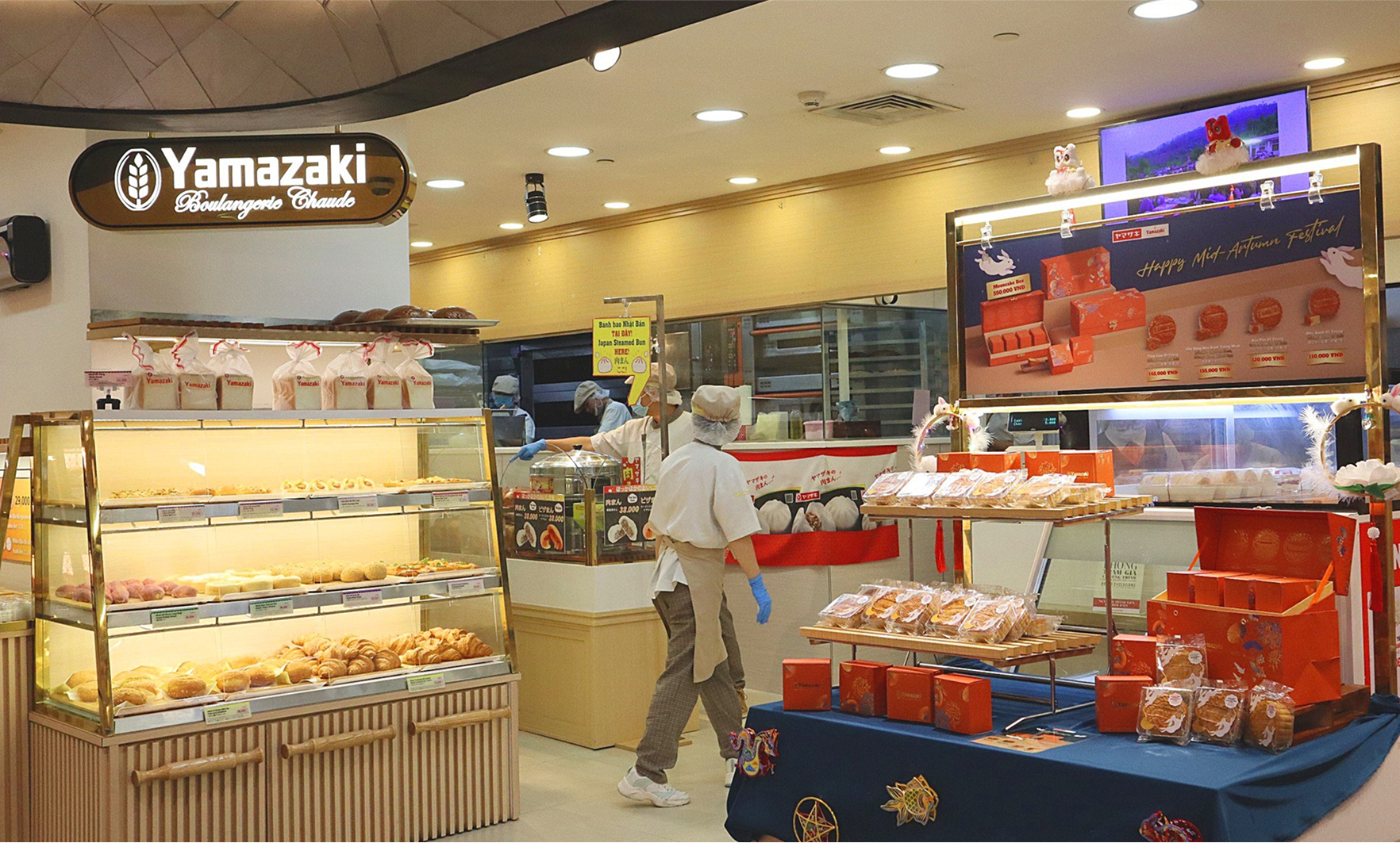 Yamazaki – tiệm bánh Nhật trong TTTM Takashimaya là địa chỉ được nhiều thực khách Việt tìm đến.